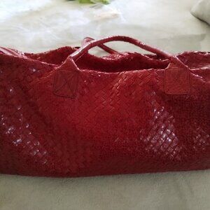 MYCRA PAC Red Interwoven Faux Leather Duffle/Overnight Bag Lightweight – Rare